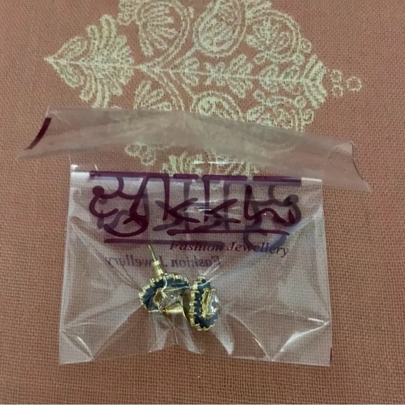 Elegant earrings from India - Picture 2 of 2